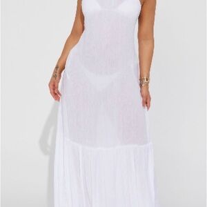 Elegant White Maxi Dress